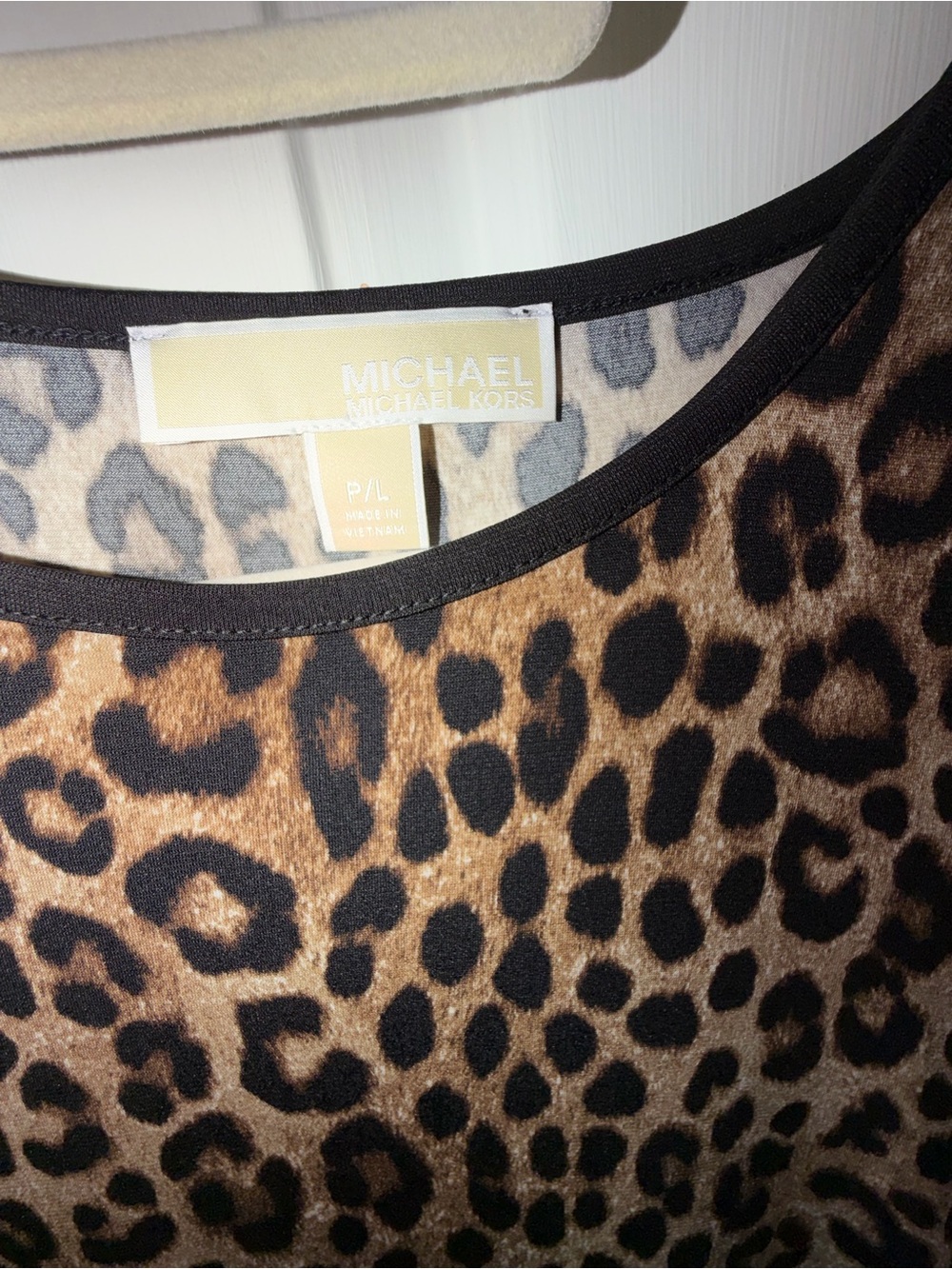 Michael Kors leopard print dress w Ruffle Bottom, L/P, like new - Picture 7 of 10